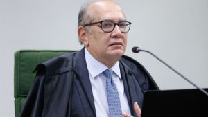 Read more about the article Com empate e ataques à Lava Jato, STF suspende julgamento sobre parcialidade de Moro em caso de Lula