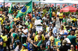 Read more about the article Cidades registram  manifestações  pró-Bolsonaro e contra medidas de  restrição à Covid-19