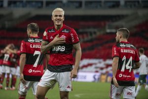 Read more about the article Com gol de Pedro, Flamengo vence o Palmeiras na estreia do Brasileirão 2021