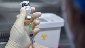 Read more about the article Vacinação da população Cearense entre 18 e 59 anos só deve iniciar a partir de julho