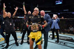 Read more about the article UFC 262: Charles do Bronx é campeão peso-leve do UFC com nocaute arrasador