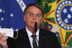 Read more about the article ‘Eles querem voltar a qualquer custo’, diz Bolsonaro sobre tucanos e petistas