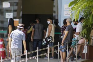 Read more about the article Estagiários da Educação são impedidos de se vacinarem no Centro de Eventos