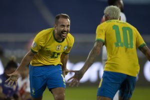 Read more about the article Brasil vence o Peru por 4 a 0 e assume a liderança do grupo B da Copa América