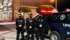 Read more about the article Tamboril-CE: Policiais do BP Raio realizam a operação ‘Prevenção Geral’ no município