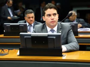 Read more about the article Deputado Júnior Mano é indicado para participar da PEC do voto impresso