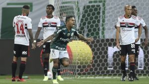 Read more about the article Palmeiras atropela, elimina São Paulo e avança na Libertadores