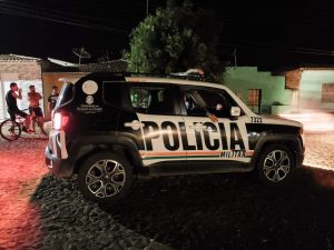 Read more about the article Polícia Militar prende mulher acusada de fornecer bebida alcoólica a adolescente em Ararendá