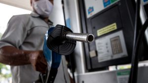 Read more about the article Petrobras anuncia aumento no preço do litro da gasolina e do diesel