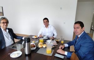 Read more about the article Deputado Júnior Mano, prefeito Acilon Gonçalves e Marcelo Ramos se reúnem em Brasília