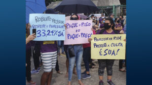 Read more about the article Professores de Maracanaú entram em greve e pedem reajuste salarial