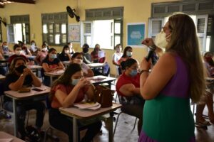 Read more about the article Prefeitura de Nova Russas capacita cuidadores escolares para a inclusão de alunos com deficiências