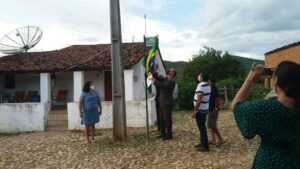 Read more about the article Vereador inaugura placa com nome de rua em Tamboril