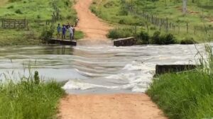 Read more about the article Barragem se rompe em Cedro e famílias são retiradas de casa