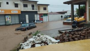 Read more about the article Barbalha decreta estado de calamidade pública após fortes chuvas alagarem ruas e casas