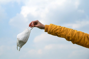 Read more about the article Ceará deixa de exigir uso de máscaras  em locais fechados