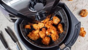 Read more about the article Fritadeira Air Fryer produz substância que causa câncer; Entenda