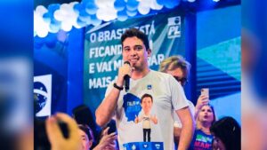 Read more about the article Júnior Mano homologa candidatura e disputará novo mandato de deputado federal