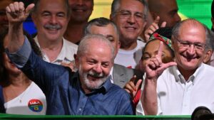 Read more about the article ‘Trabalhar por um Brasil onde o amor prevaleça sobre o ódio’, diz Lula