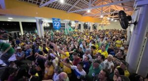 Read more about the article Multidão participa de evento pró-Bolsonaro em Nova Russas