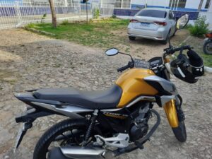 Read more about the article Força Tática prende motocicleta clonada e roubada em Ipueiras