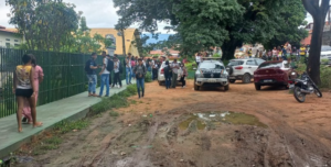 Read more about the article Faca é encontrada em lixeira perto de escola, no Crato, e alunos são liberados de aula