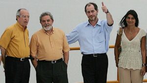 Read more about the article Lula veio 15 vezes ao Ceará como presidente; relembre aliados na comitiva e cidades visitadas