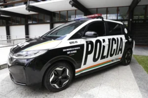 Read more about the article Polícia do Ceará inicia testes com carro elétrico