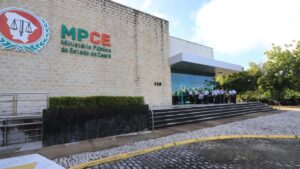 Read more about the article Em crise, pelo menos sete prefeitos do Ceará foram alvos de investigação em 2023