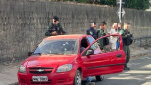 Read more about the article Policial militar é preso suspeito de participação no assassinato de pai e filho no Eusébio