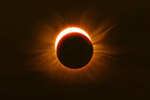 Read more about the article O maior eclipse do Nordeste se aproxima: saiba como observá-lo com segurança