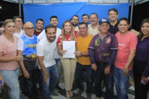 Read more about the article Giordanna Mano assina ordem de serviço para a construção de passagem molhada da localidade de Piçarreira