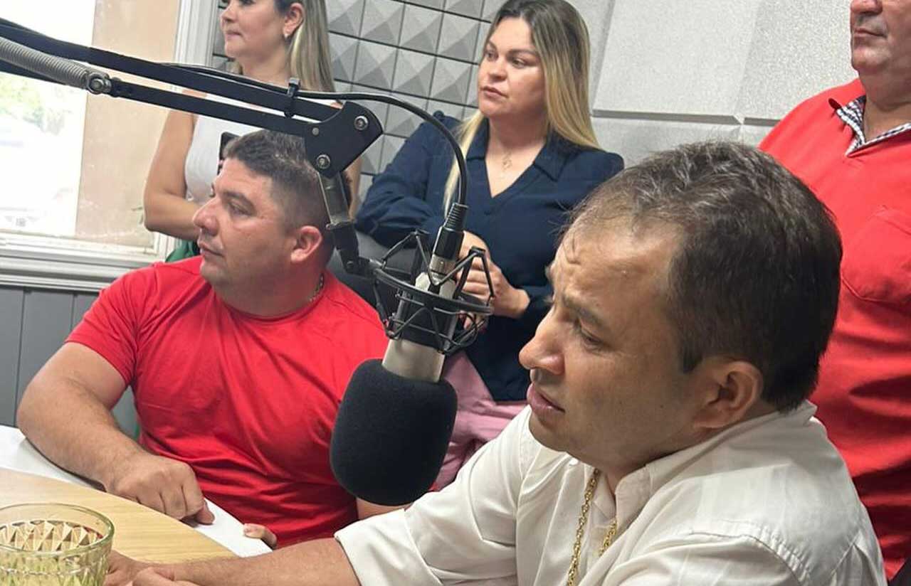 Read more about the article Prefeito de Poranga anuncia Roberto Uchôa como pré-candidato nas eleições municipais de 2024