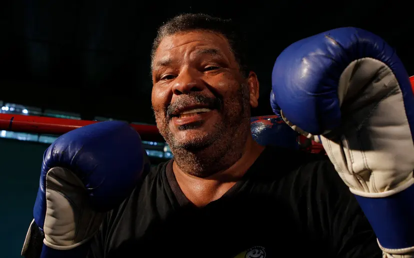 Morre Maguila, ex-boxeador e campeão mundial, aos 66 anos