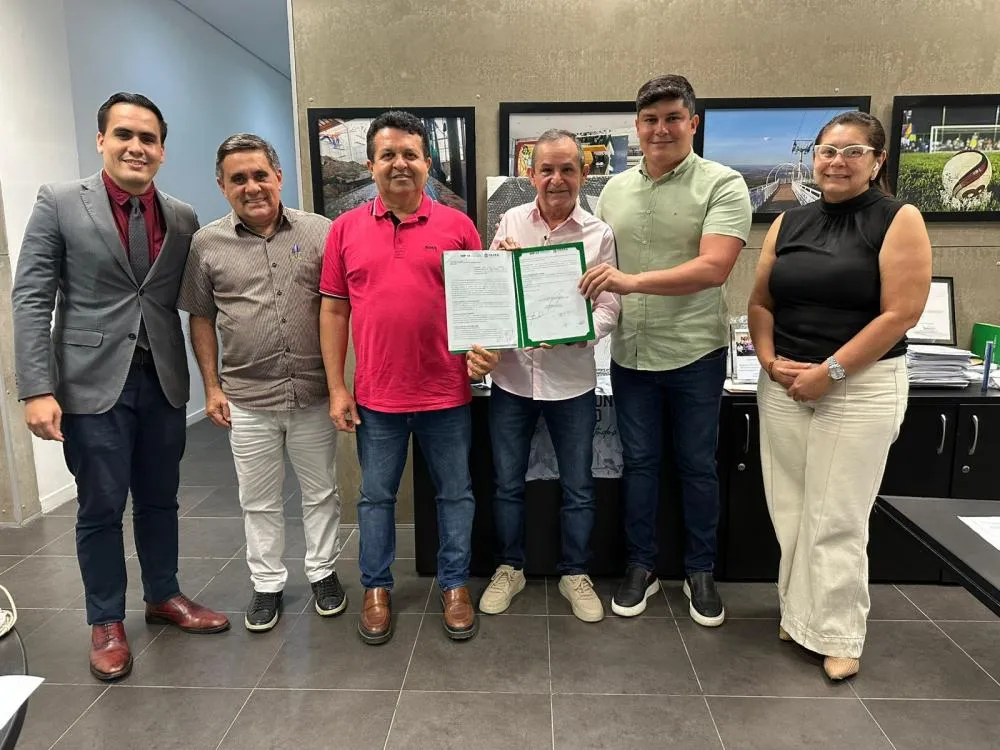Novo matadouro será construído em Santa Quitéria com apoio do Governo do Estado