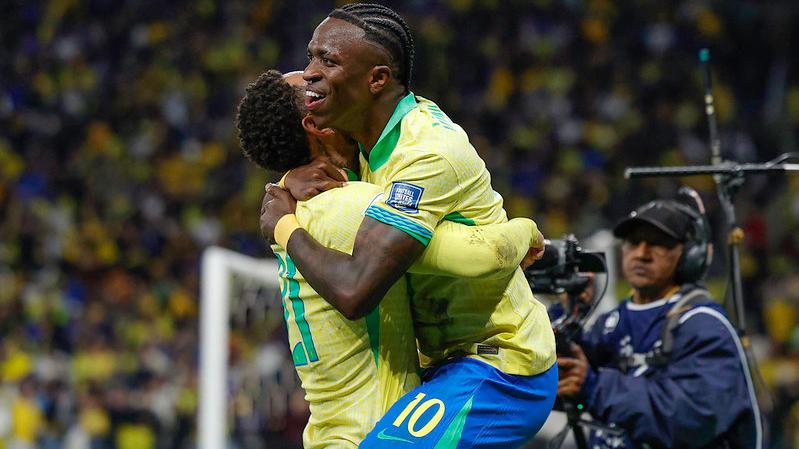 Vini Jr marca 1º gol da ‘Era Ancelotti’, Brasil vence Paraguai e garante vaga na Copa do Mundo