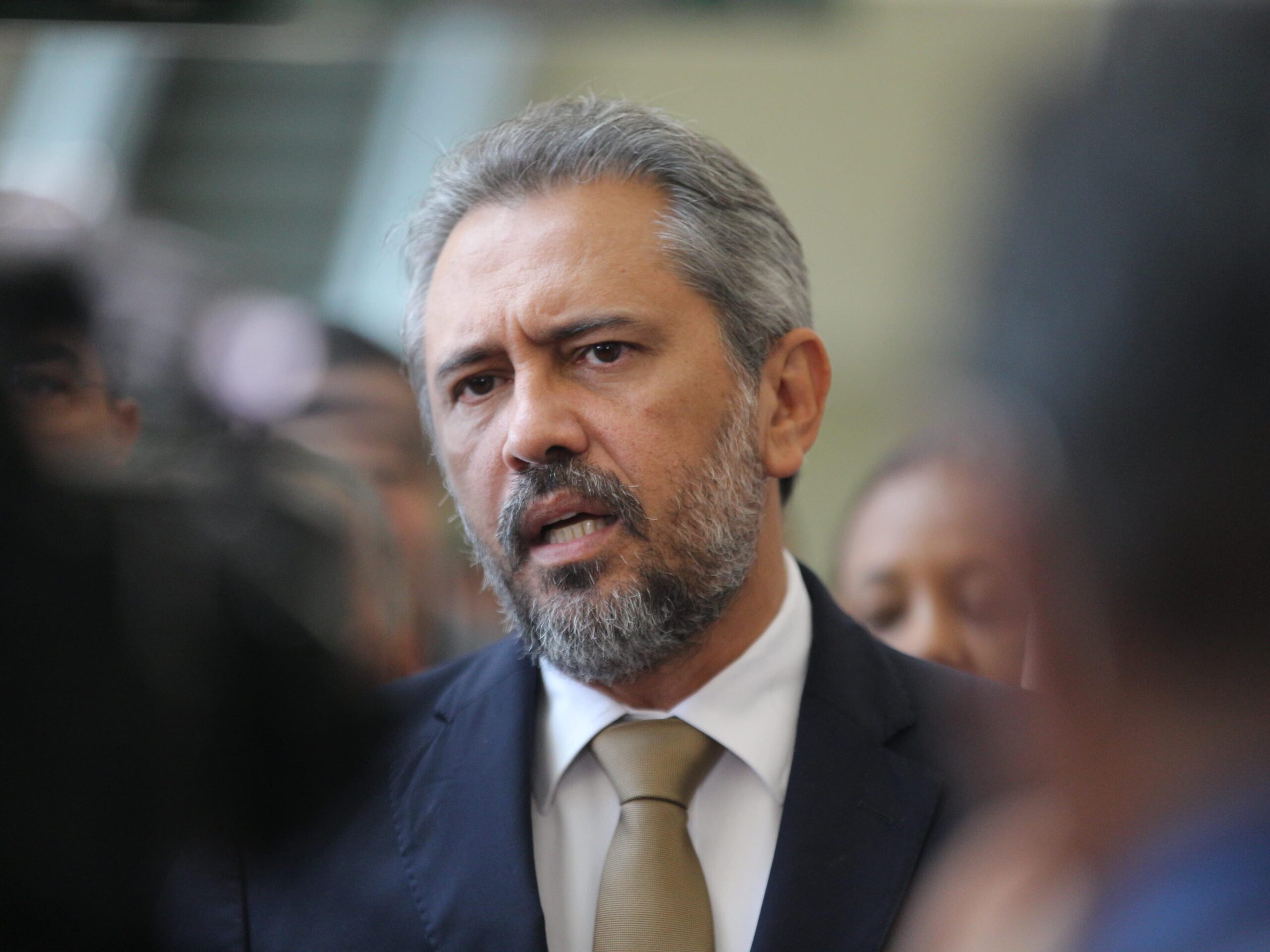 Elmano diz que Ciro nunca fez nada pela segurança pública do Ceará: ‘conversa fiada, papo furado’