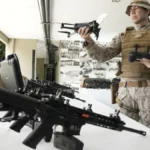 PM recebe 82 fuzis e 15 drones para força tática e patrulhamento rural no Ceará