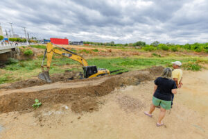 Read more about the article Limpeza do Rio Jacurutu é iniciada como ação preventiva para o período chuvoso em Santa Quitéria