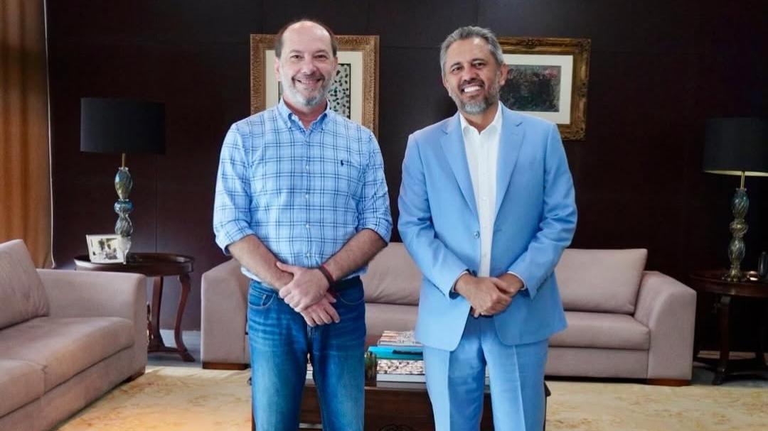 Elmano prega diálogo contra críticas de Ivo Gomes e afirma que Cid sabia sobre conversas com Moses