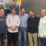 Radialista Hélio Lopes rompe com  prefeita de Ipu e anuncia apoio à  oposição