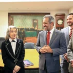 Ministra Cármen Lúcia recebe título de Cidadã Cearense na Assembleia Legislativa