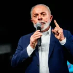 No Ceará, Lula diz que candidato é Elmano, critica Ciro e fala em Luzianne e Guimarães