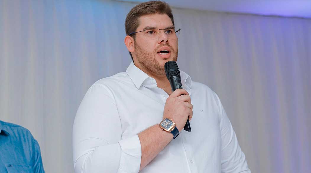 Após 2 anos, prefeito Júnior do Titico volta a ter minoria na Câmara Municipal de Ipueiras