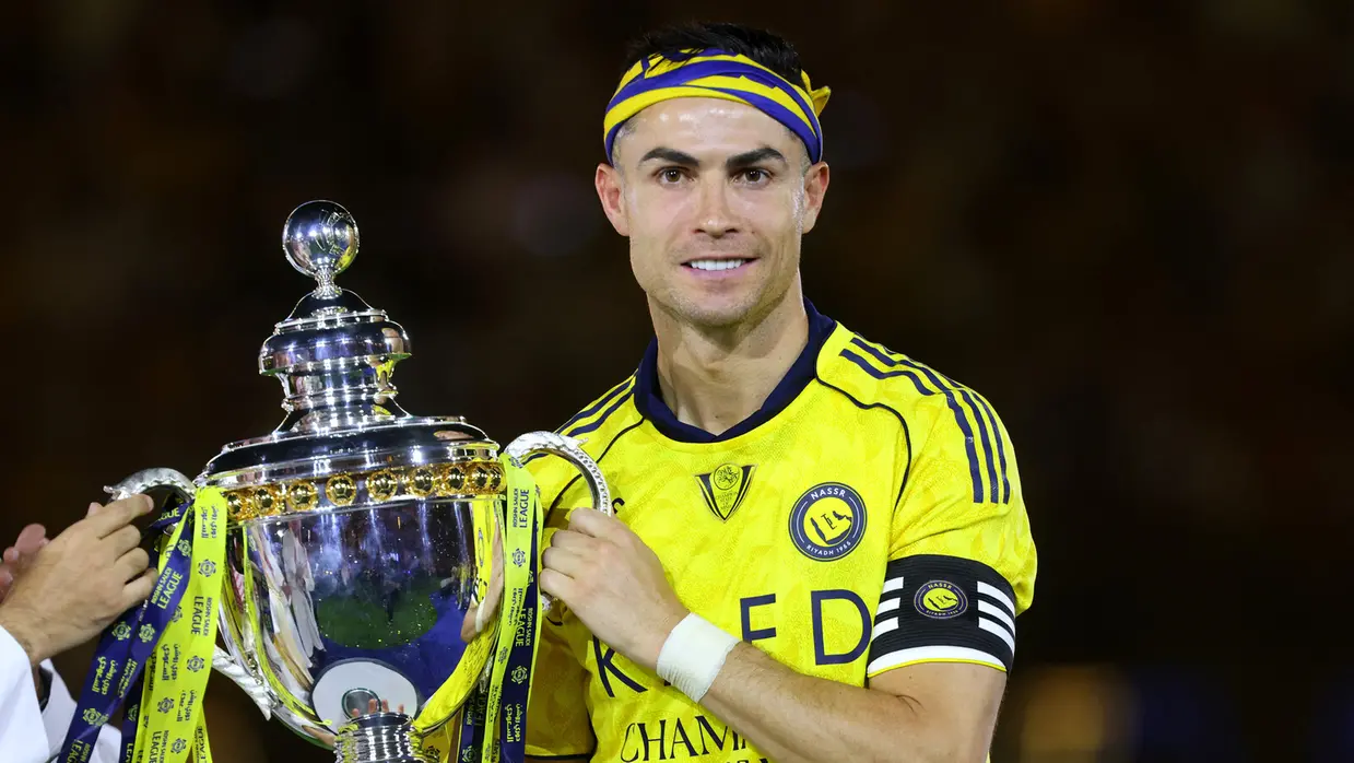 Cristiano Ronaldo é o atleta mais bem pago do mundo; veja ranking de 2026 com salários