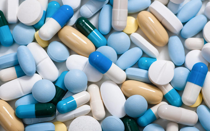 Anvisa determina retirada de medicamentos para colesterol e corticoide do mercado