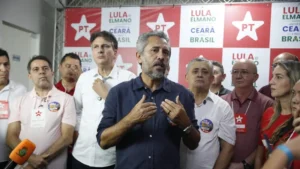 Read more about the article PT oficializa pré-candidatura de Elmano e ele manda recado: ‘oposição se prepare’
