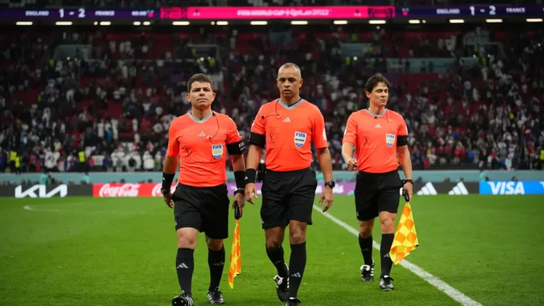 Trio brasileiro apita jogo de abertura da Copa do Mundo de 2026 entre México x África do Sul