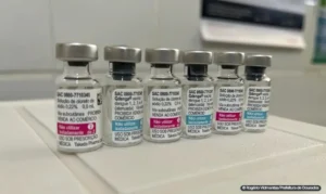 Read more about the article Ministério da Saúde suspende vacina contra a dengue do Butantan