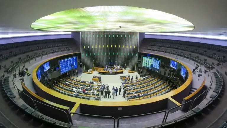 Veja lista de deputados federais eleitos no Ceará em 2026